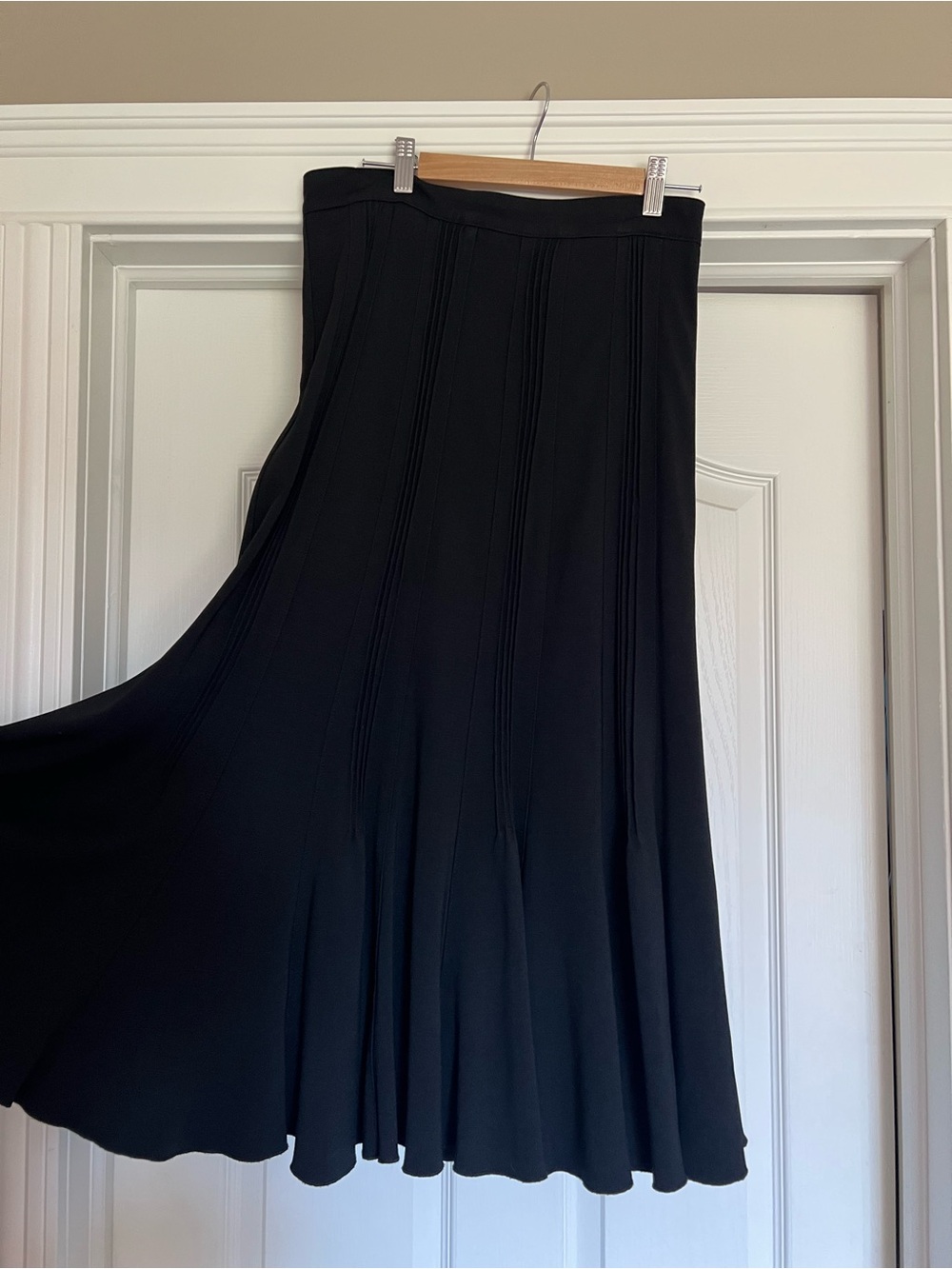 Simon Chang Black Flared A-Line Skirt